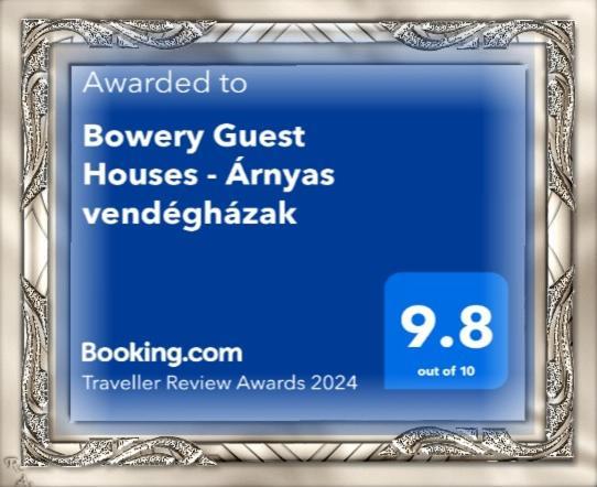 Bowery Guest Houses - Arnyas Vendeghazak Balatonalmádi Eksteriør bilde